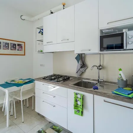133 - Casa Iole, Terrazza Comune Vista Mare, 10 Minuti A Piedi Dalla Spiaggia - Parcheggio Privato Gratis